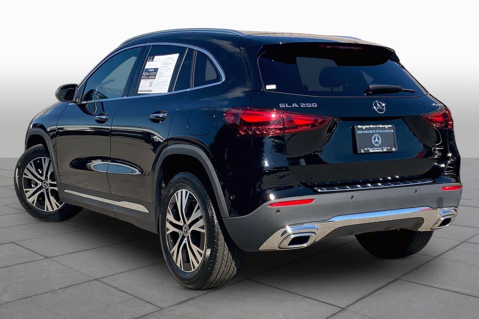 New 2026 Night Black Mercedes-Benz GLA 250 image 12