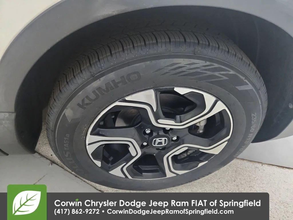 Used 2018 White Honda Touring image 35