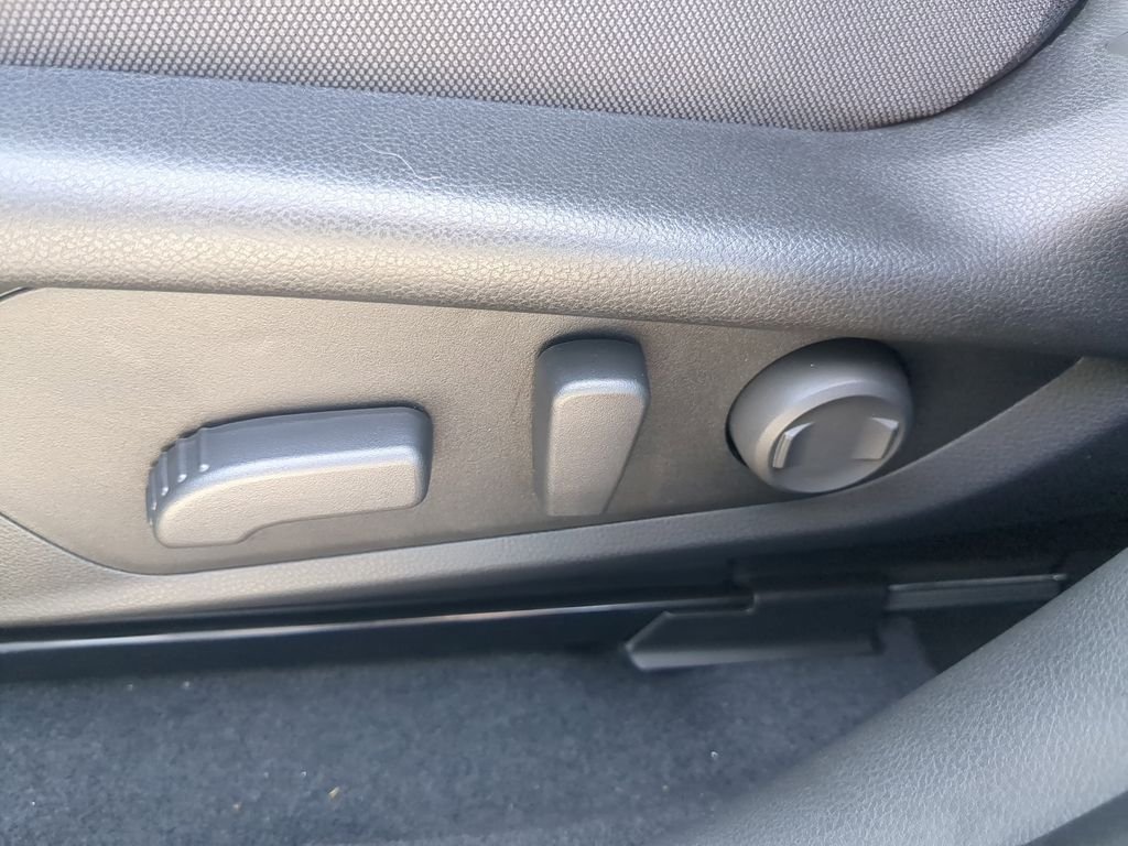 2025 Subaru Crosstrek Premium - Photo 18