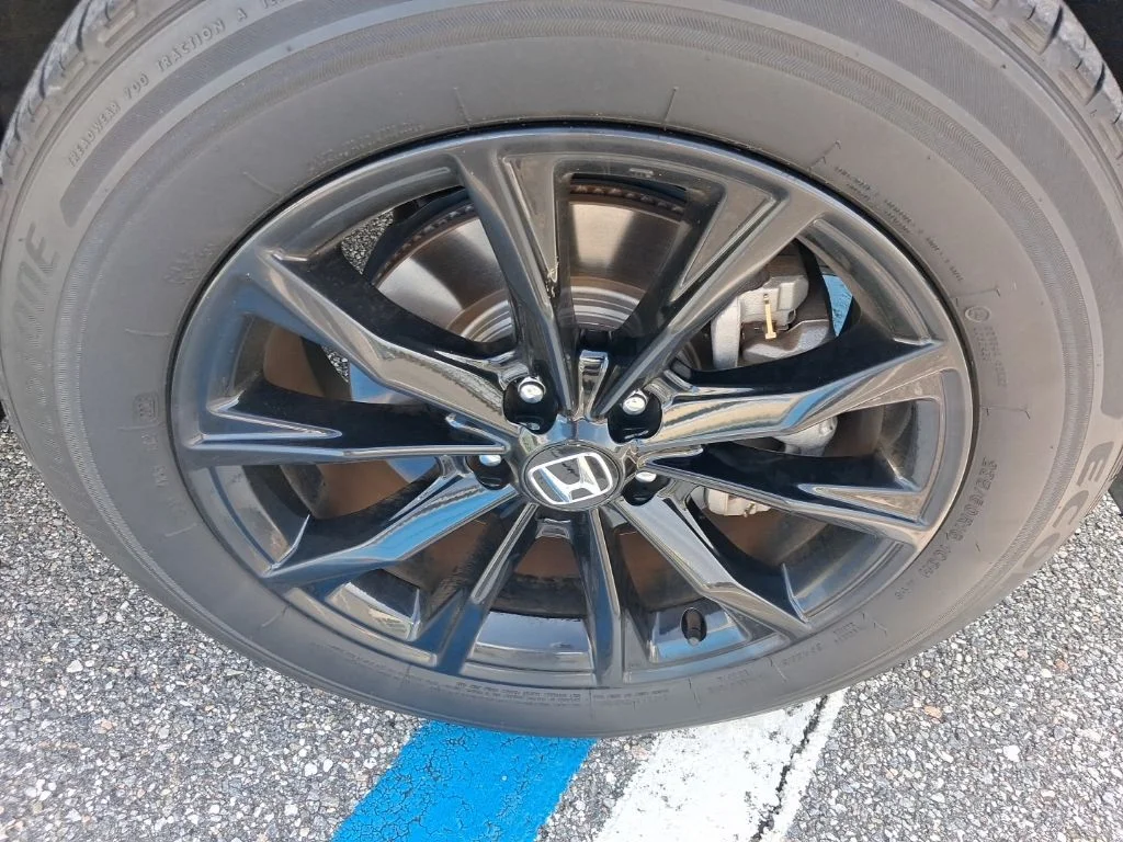 Used 2023  Honda Sport image 15