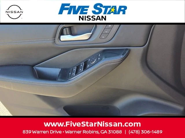 Used 2024 Blue Nissan SL image 31