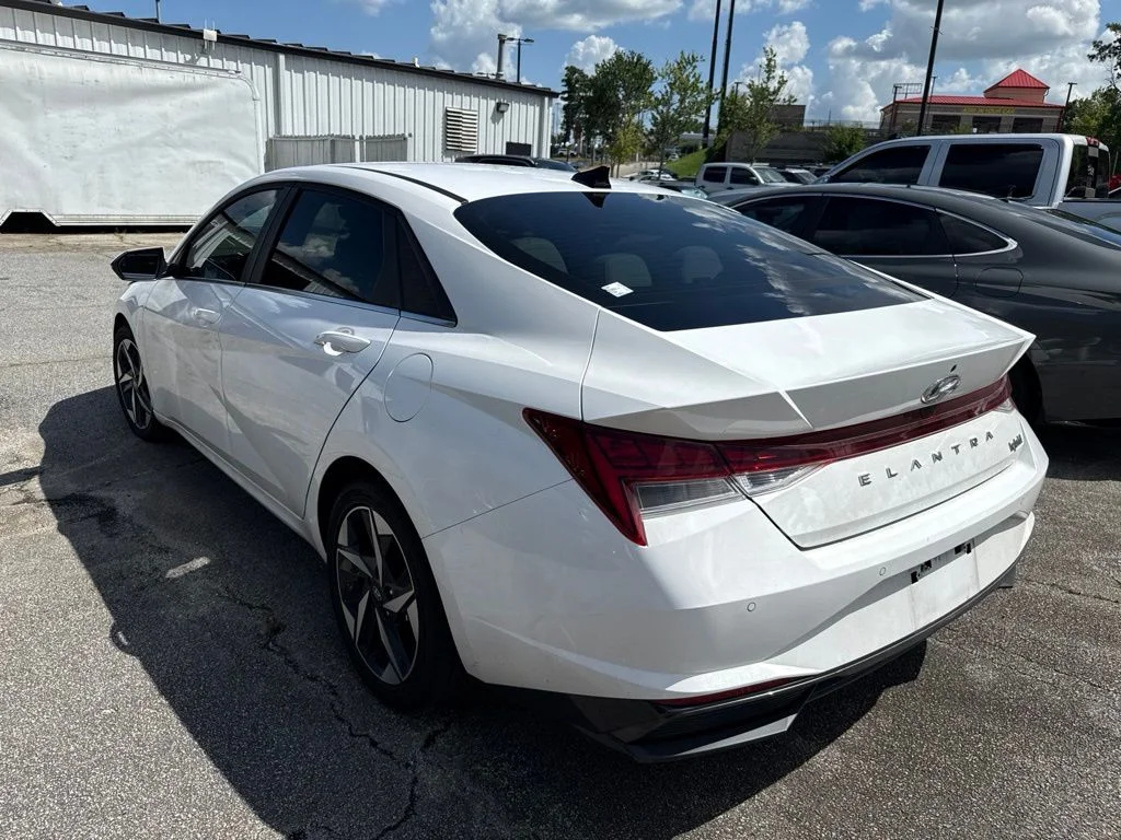 Used 2023 White Hyundai Limited image 6