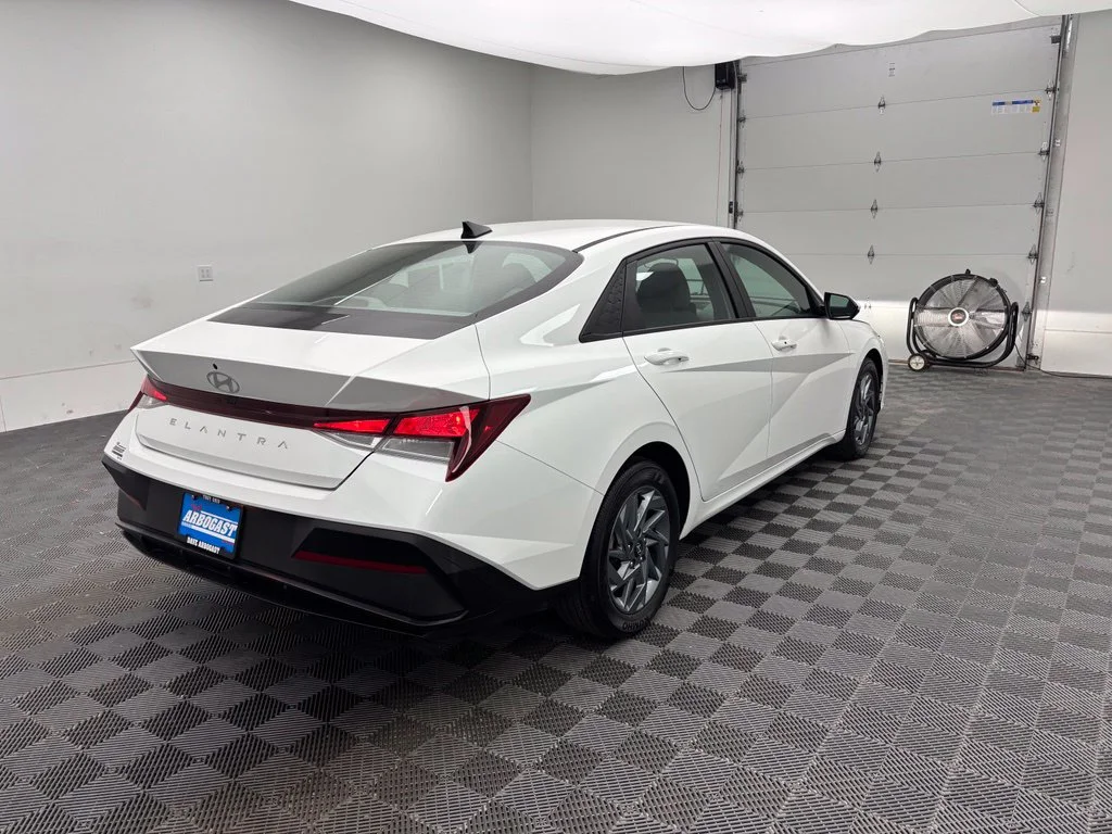 Certified Used 2024 White Hyundai SEL image 8