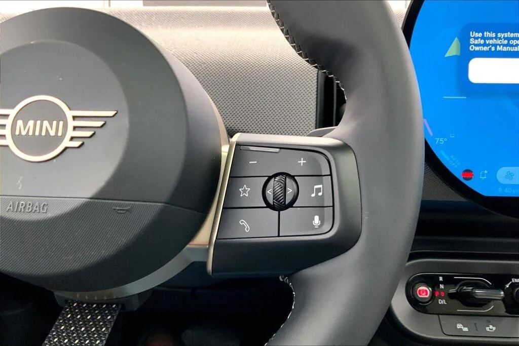 2025 MINI Hardtop 2 Door S - Photo 8