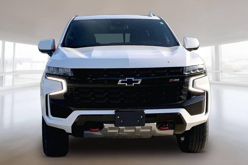 Used 2023 Summit White Chevrolet Z71 image 3