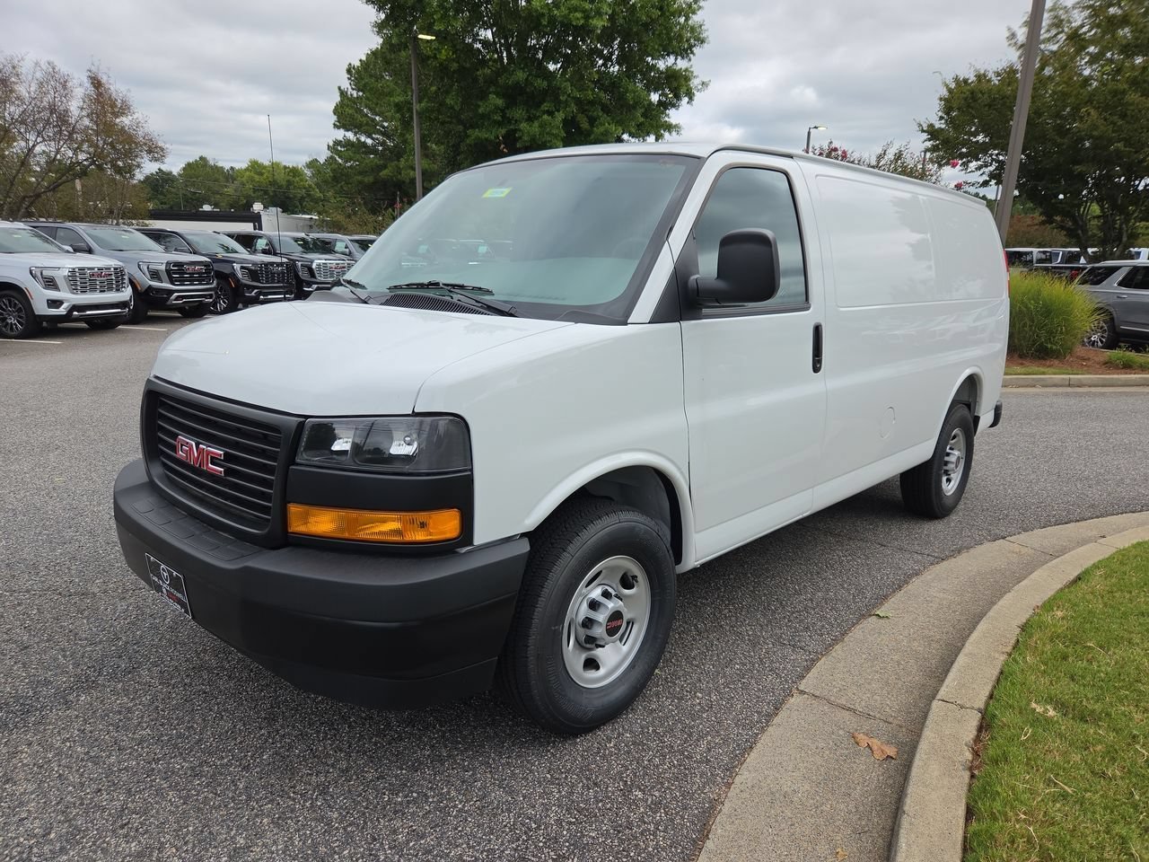 2026 GMC Savana Cargo Work Van - Photo 4