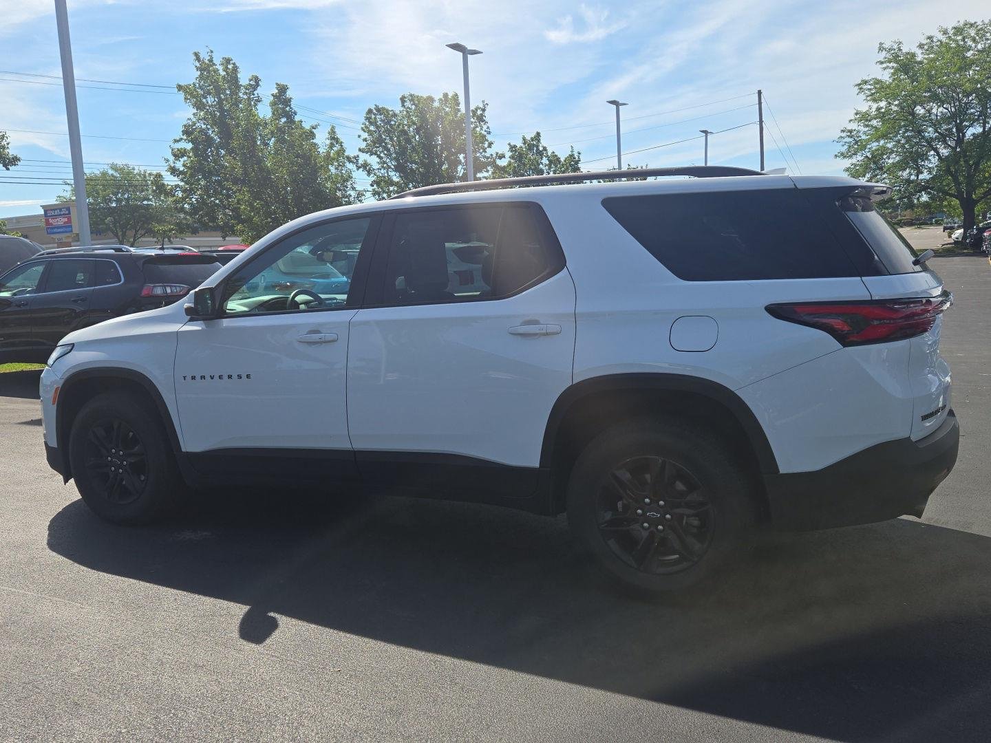 Used 2023 Summit White Chevrolet LS image 3