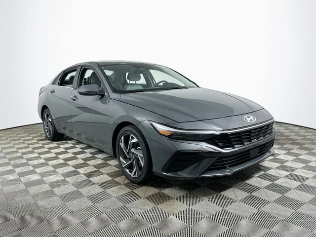 New 2026 Hyundai ELANTRA Limited
