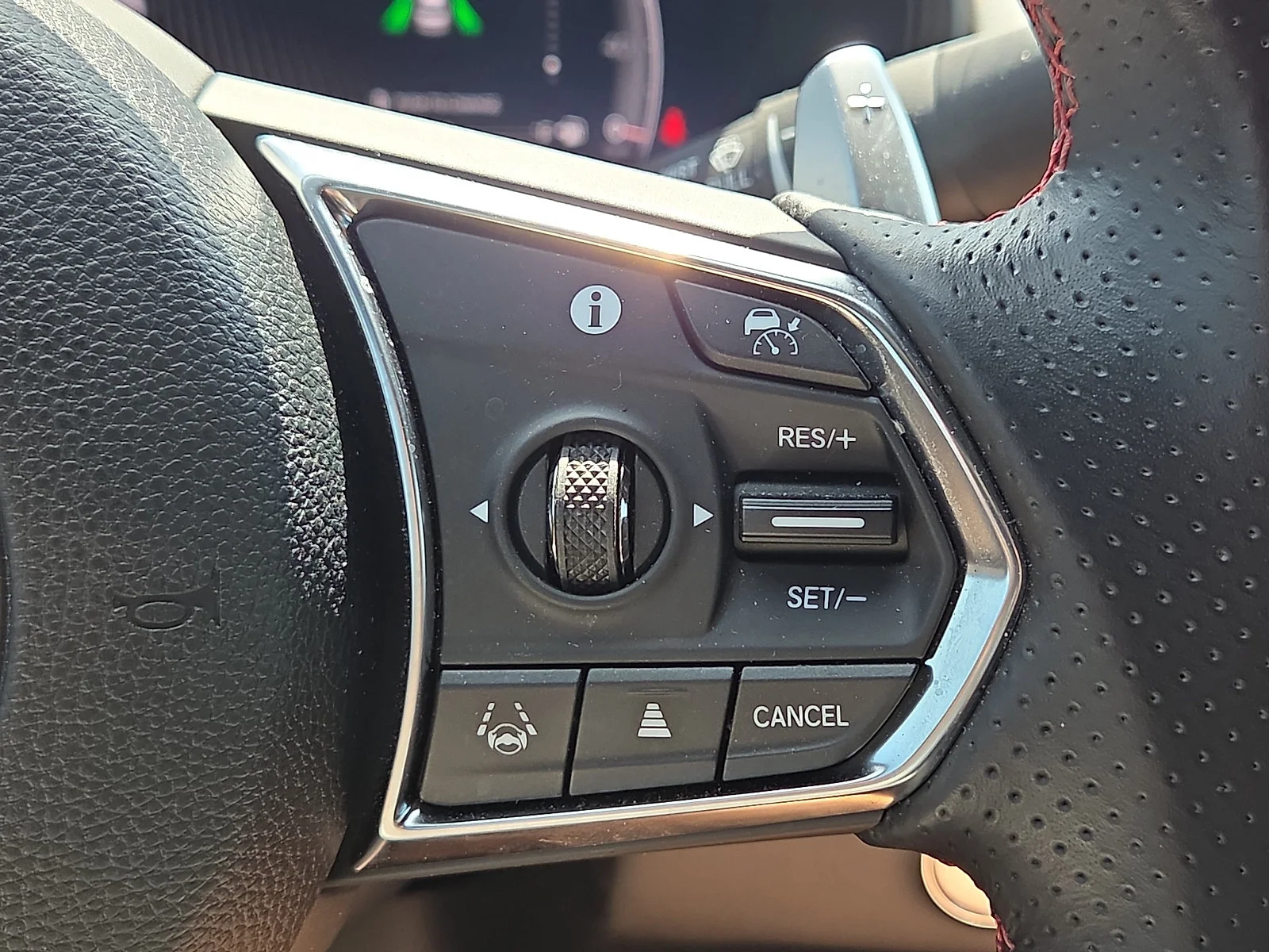 Used 2025 Platinum White Pearl Acura w/A-Spec Package image 22