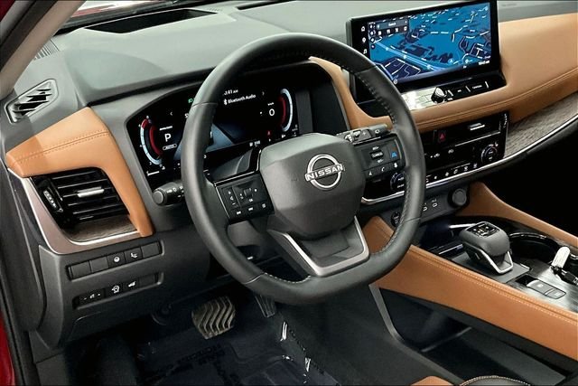 2025 Nissan Rogue Platinum - Photo 16