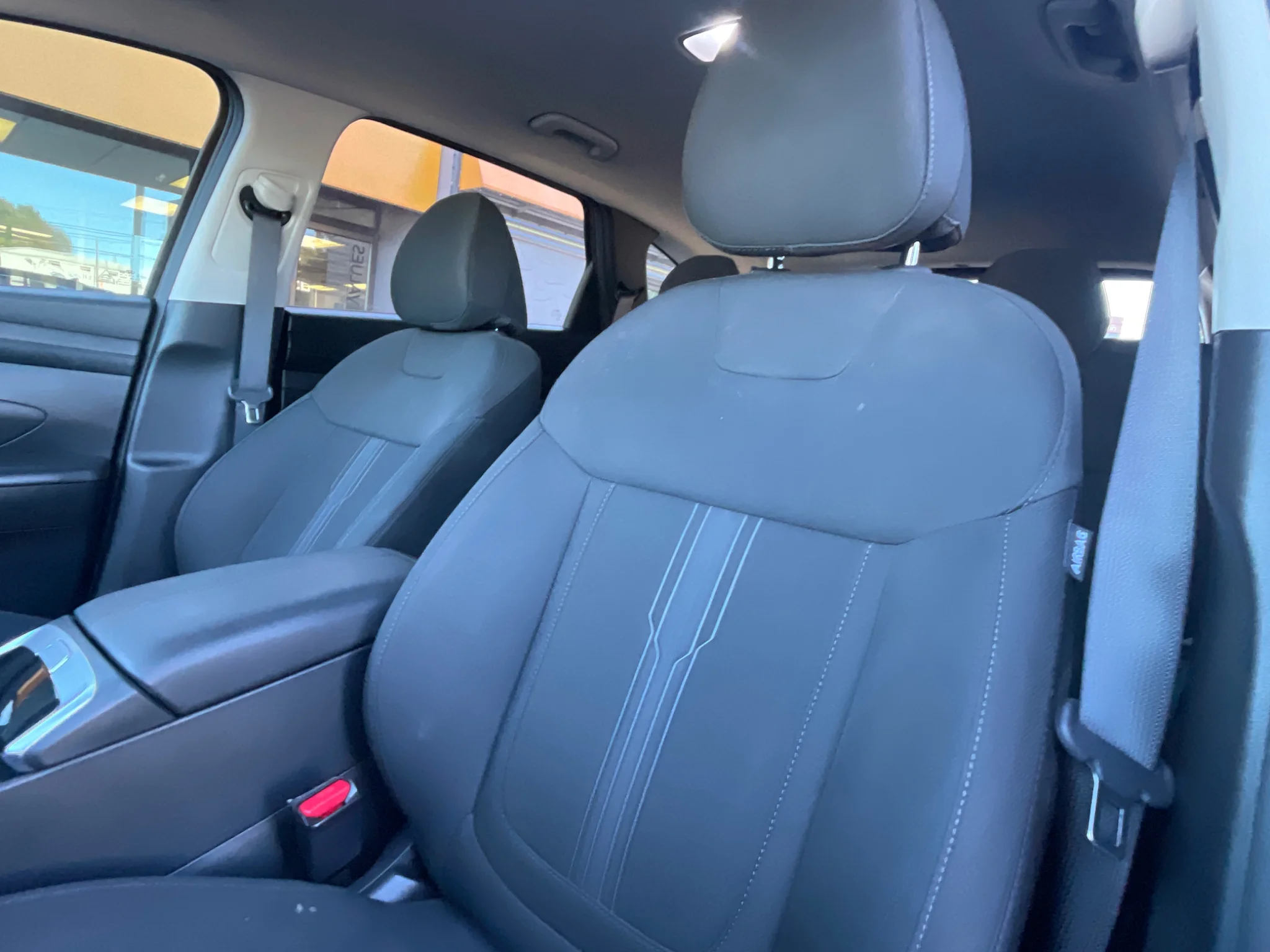 Used 2025 Rockwood Green Hyundai SEL image 17