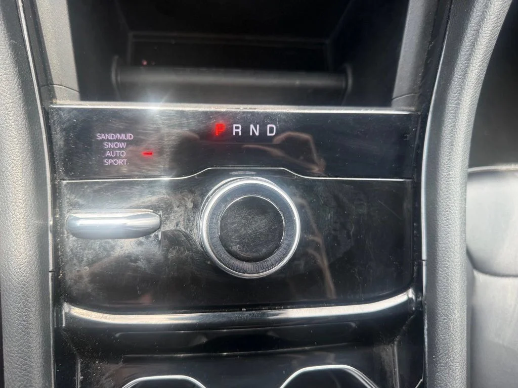 Used 2023 White Jeep Limited image 24