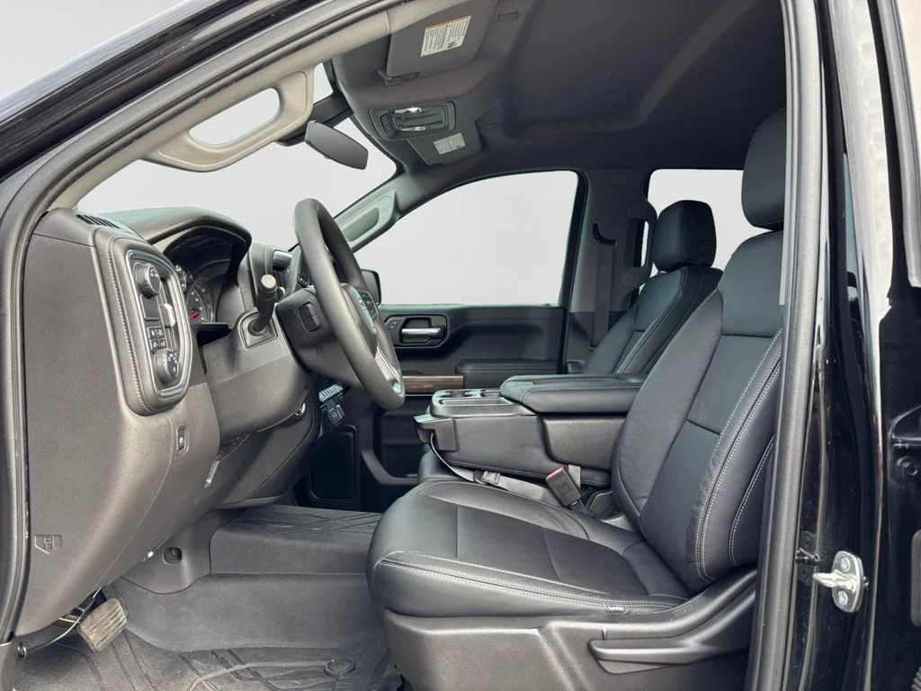 Used 2020 Black Chevrolet RST image 10