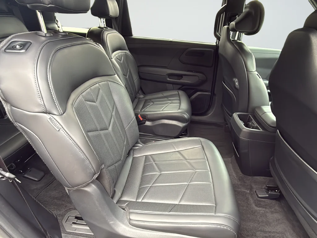 Certified Used 2027 White Kia X-Line EX image 25
