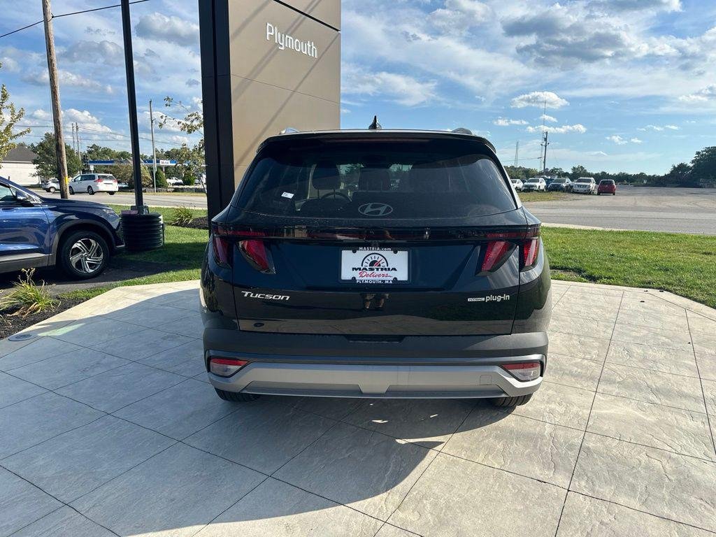 New 2026 Black Hyundai SEL image 4