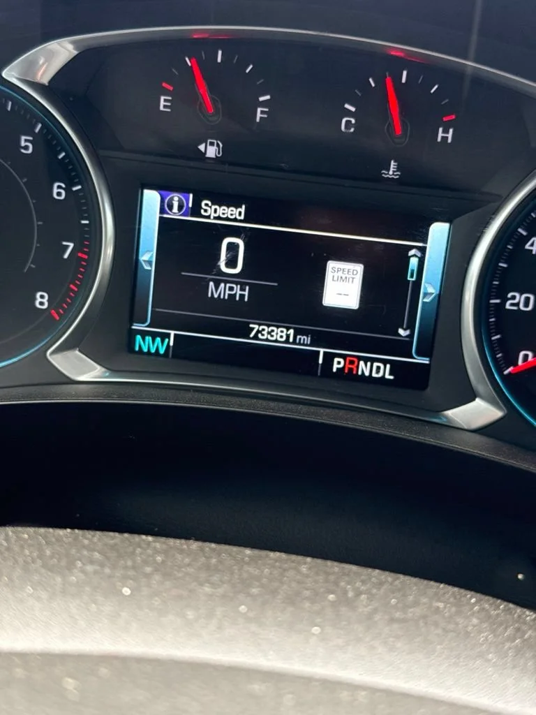Used 2019 IRIDESCENT PEARL TRICOAT Chevrolet Premier image 12