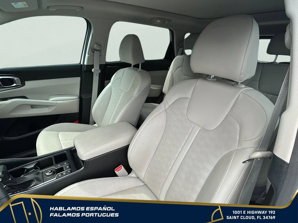 Used 2025 White Kia EX image 14