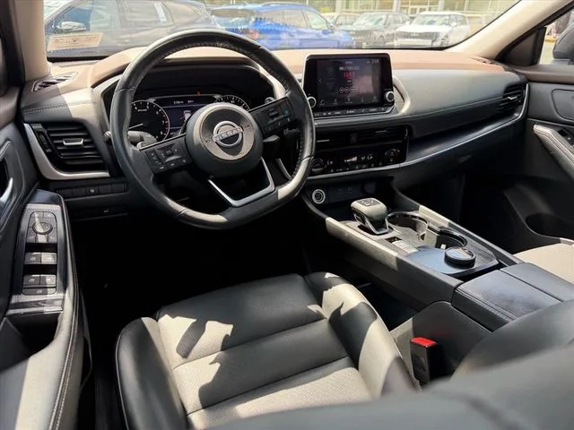 Used 2023 Black Nissan SV image 7