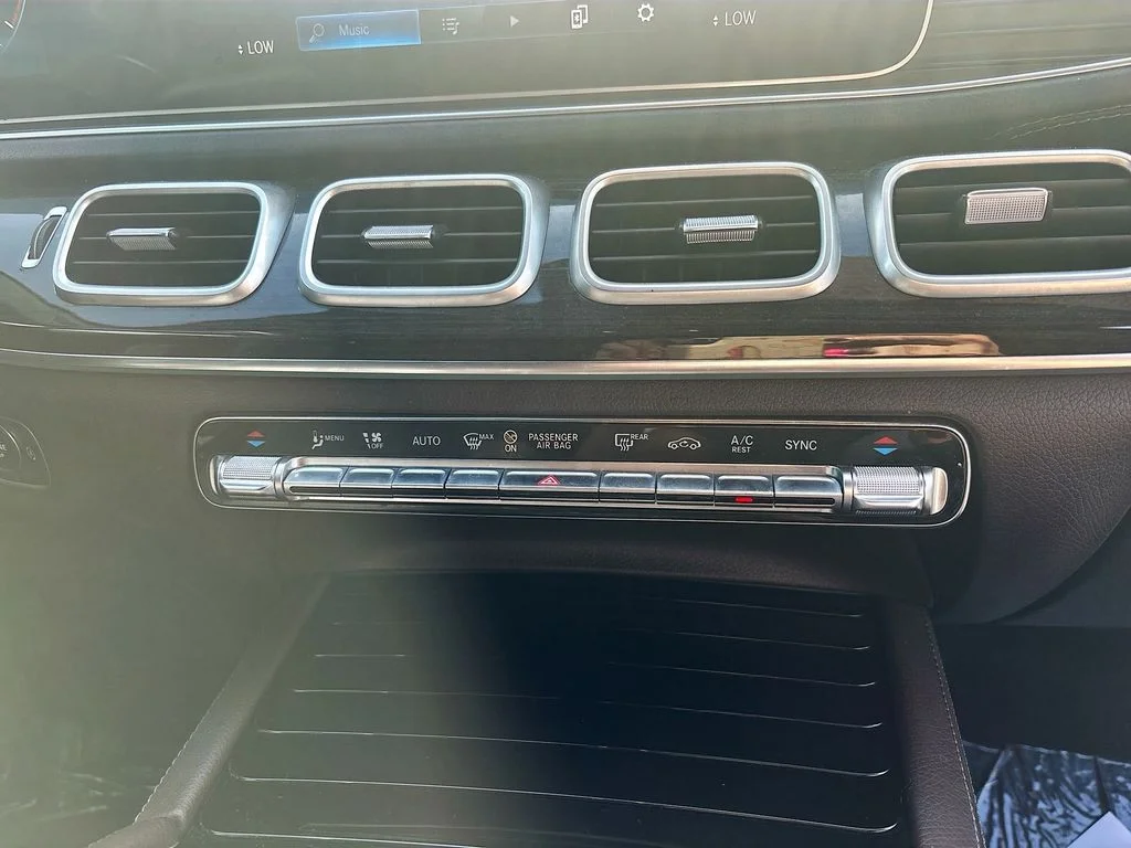 Used 2022 Black Mercedes-Benz GLS 450 image 29