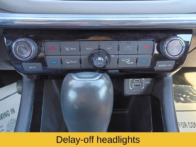 Used 2023 Gray Jeep Limited image 17
