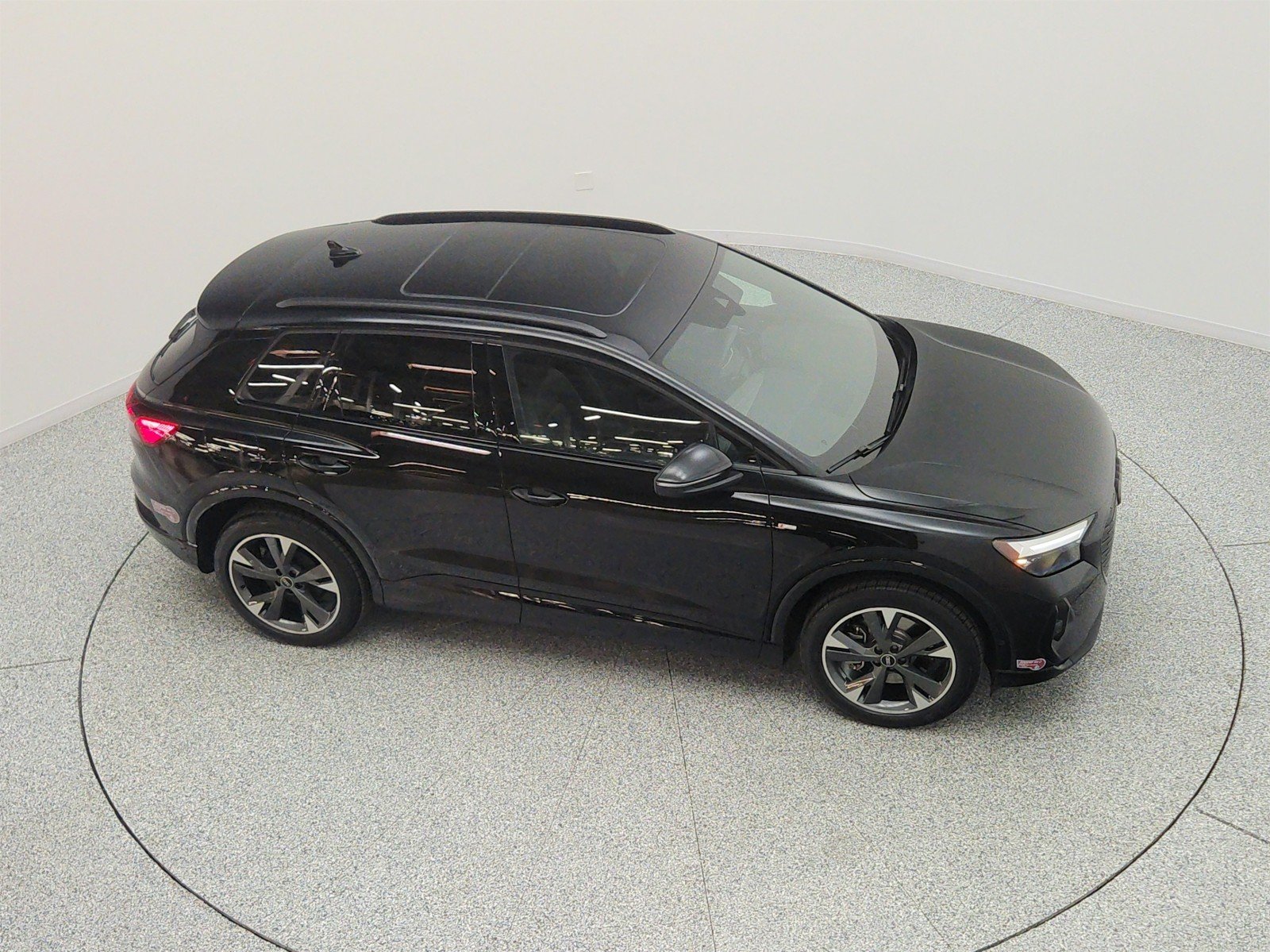Used 2024 Mythos Black Metallic Audi Premium Plus image 25