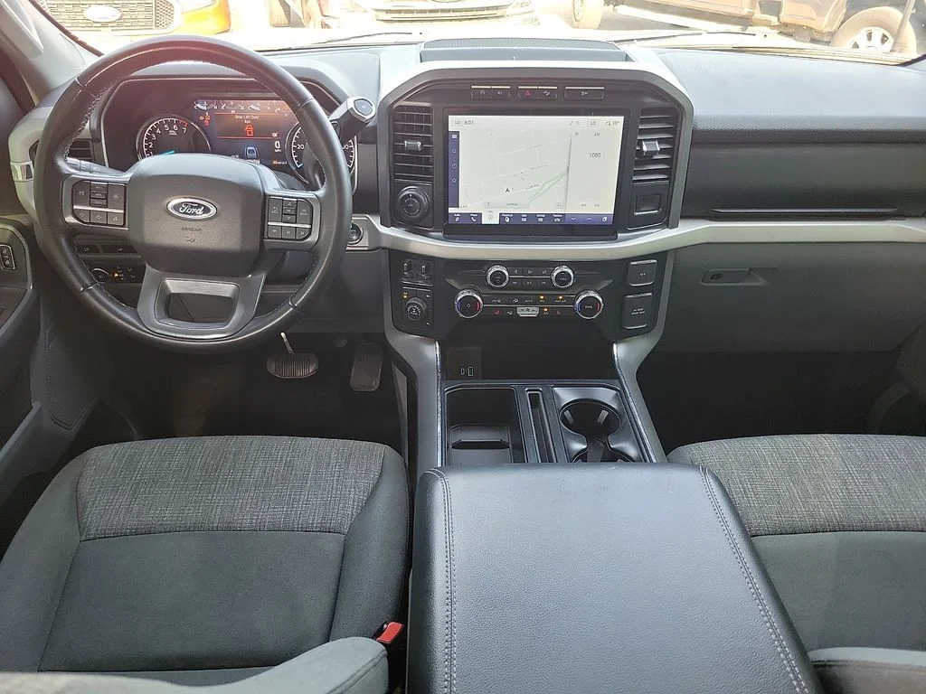 Used 2023 Silver Ford XLT image 15