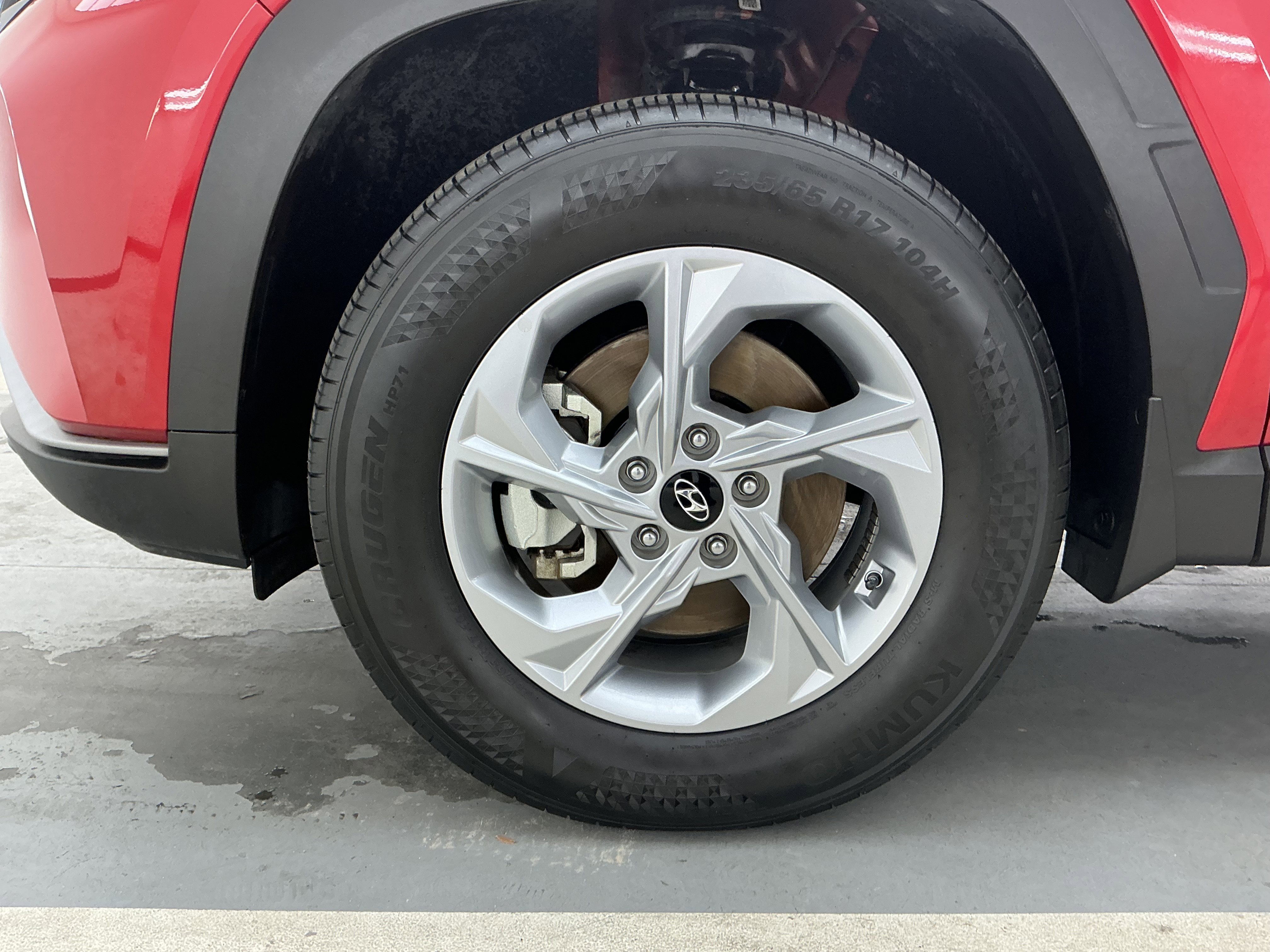 2023 Hyundai Tucson SE - Photo 18