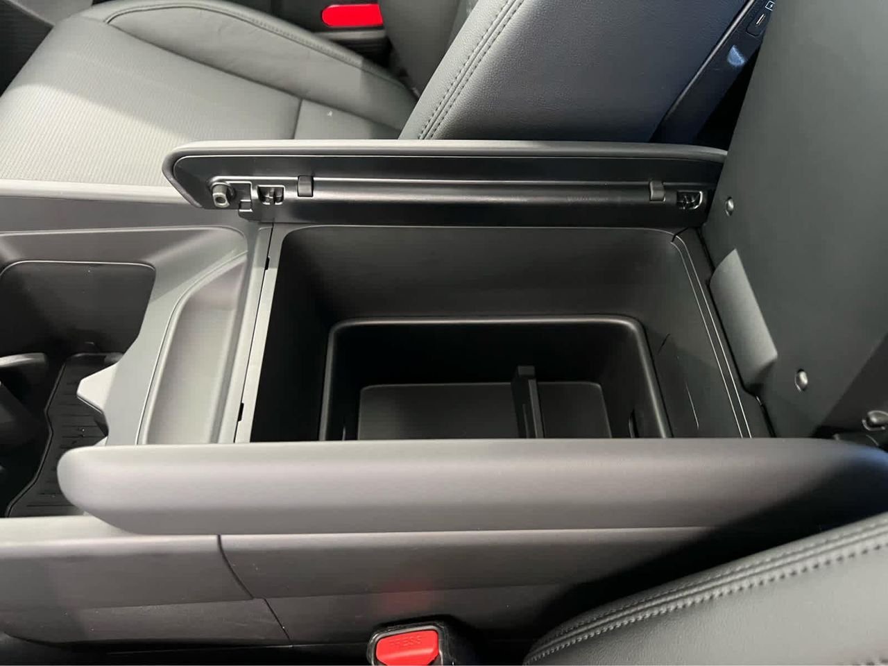 New 2026 Ecotronic Gray Hyundai Limited AWD image 20