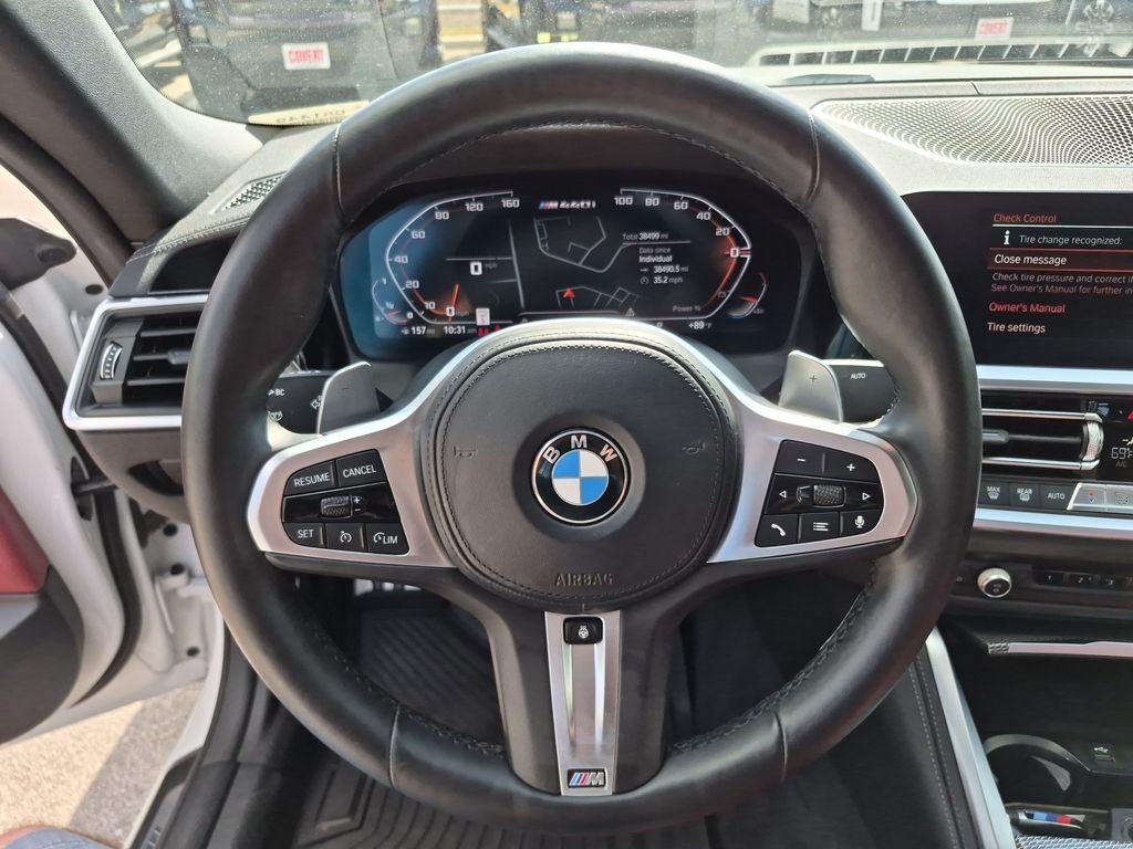 Used 2023 White BMW M440i image 23