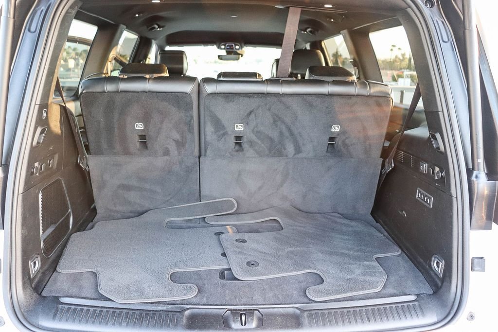 Used 2024 Bright White Clearcoat Jeep Series III image 29