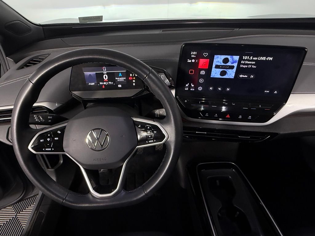 Used 2023 Gray Volkswagen Pro S image 14