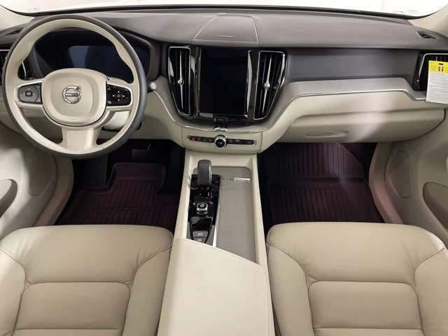 Certified Used 2025 Crystal White Volvo Plus image 20