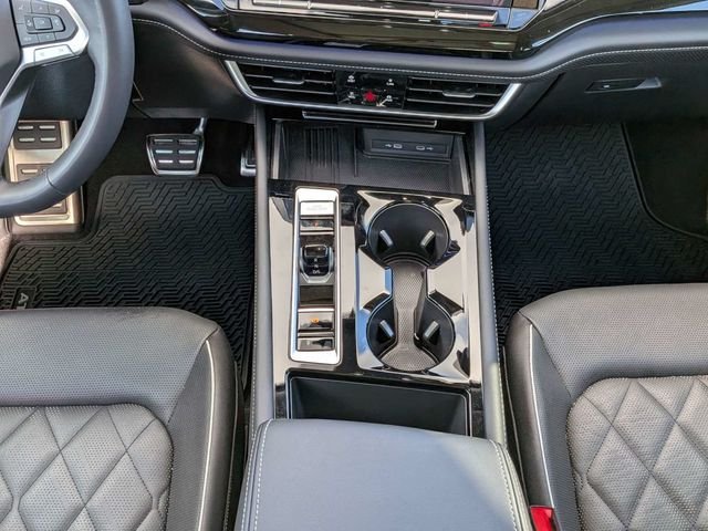 Used 2026 Black Volkswagen SEL Premium R-Line image 18