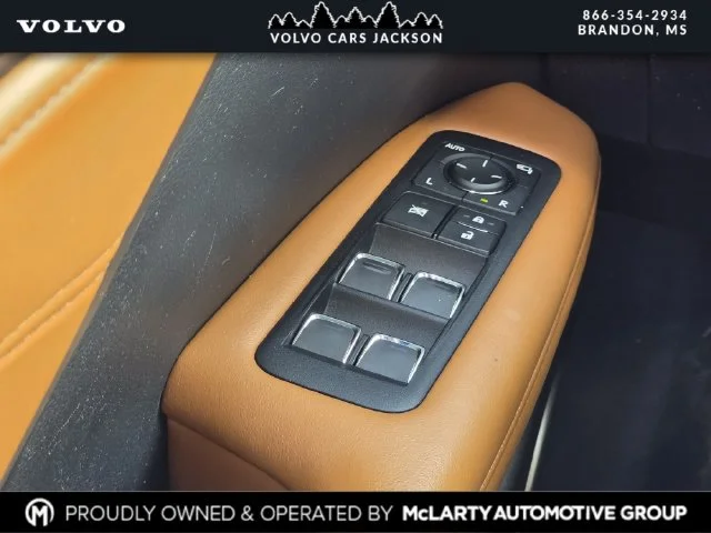 Used 2021 White Lexus 350 image 18