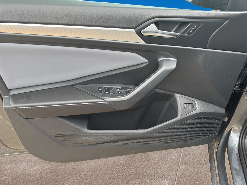 New 2026 Gray Volkswagen 1.5T SE image 19