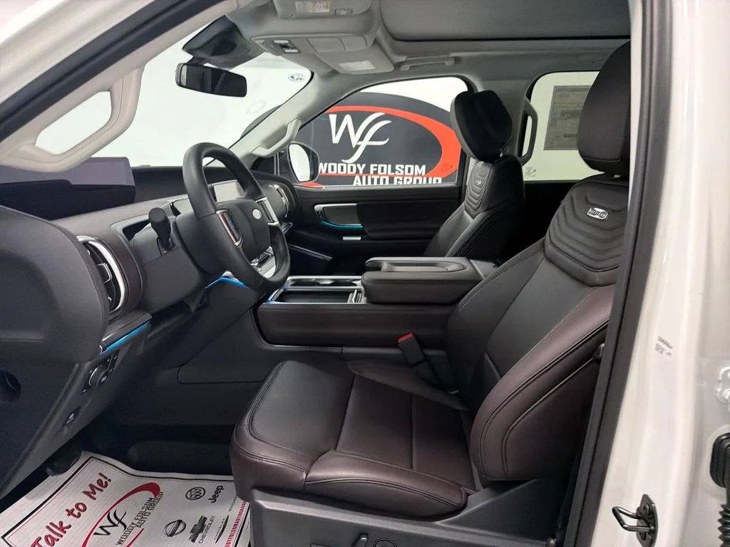 New 2027 Star White Metallic Tri-Coat Ford MAX Platinum image 10