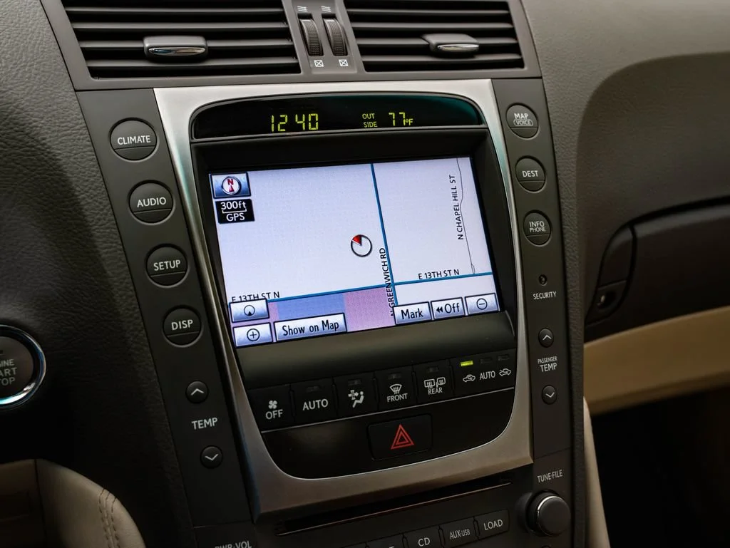 Used 2011 Starfire Pearl Lexus 350 image 30