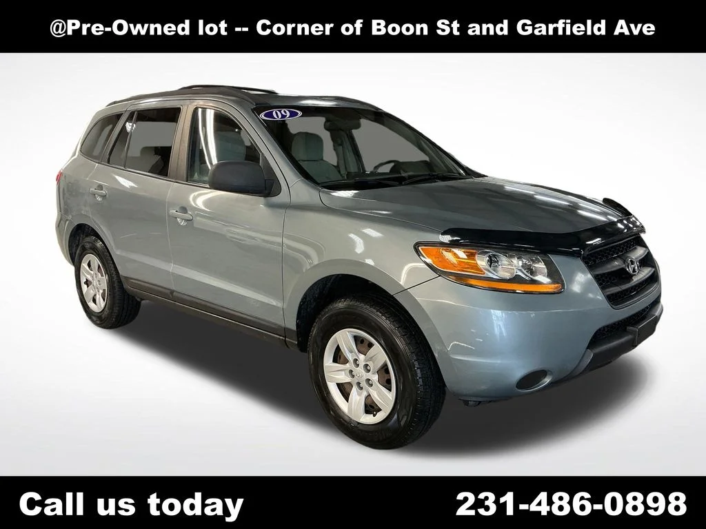 Used 2009 Silver Hyundai GLS image 7
