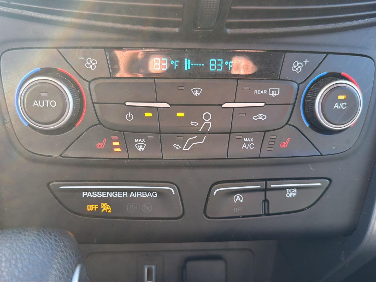 Used 2019 Sedona Orange Ford SE image 13