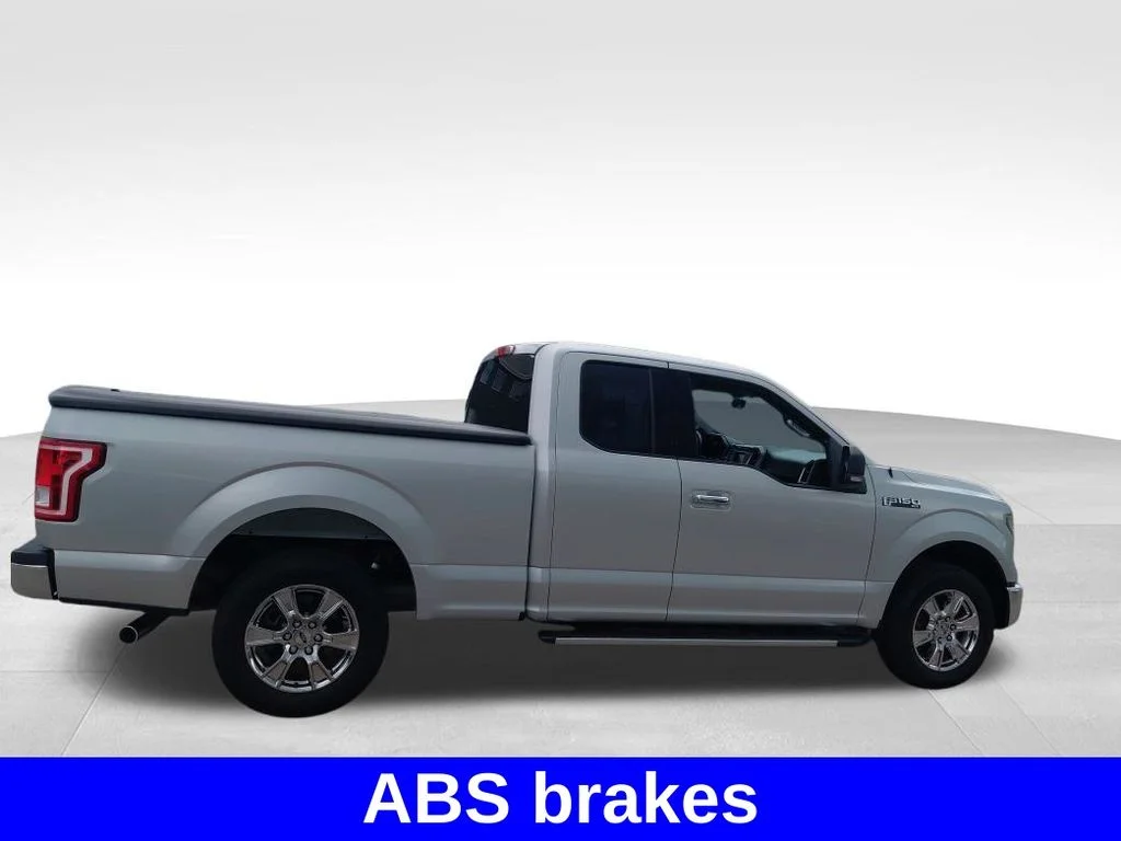 Used 2015 Ingot Silver Ford XLT image 16