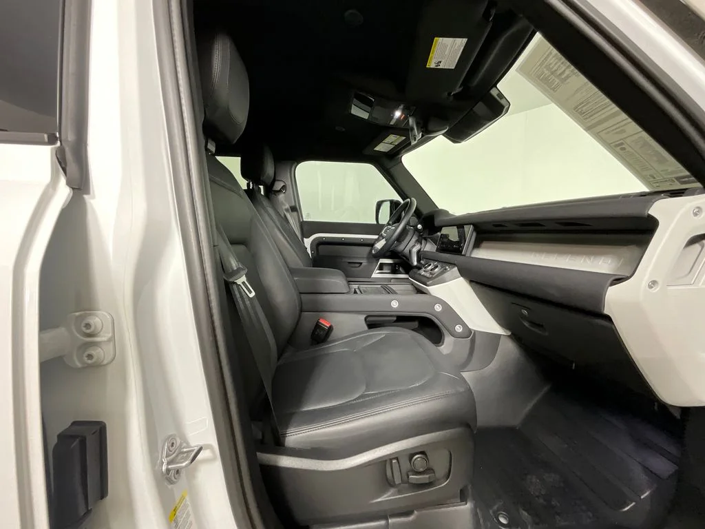 Certified Used 2023 White Land Rover S image 19