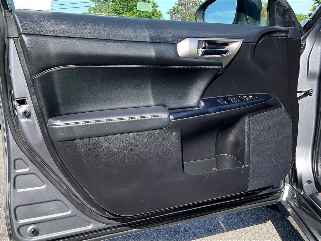 Used 2016 Gray Lexus 200h image 9