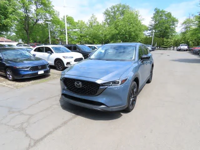 2024 Mazda CX-5 S Carbon Edition Auto AWD's photo