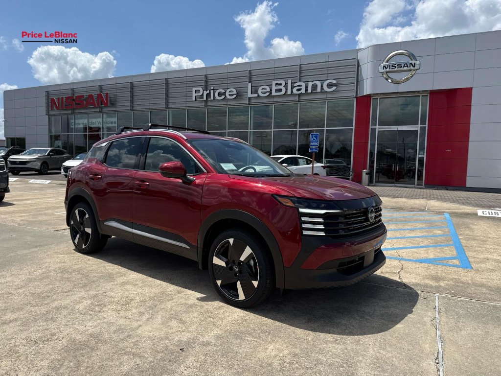 2025 Nissan Kicks 2.0 SR's photo