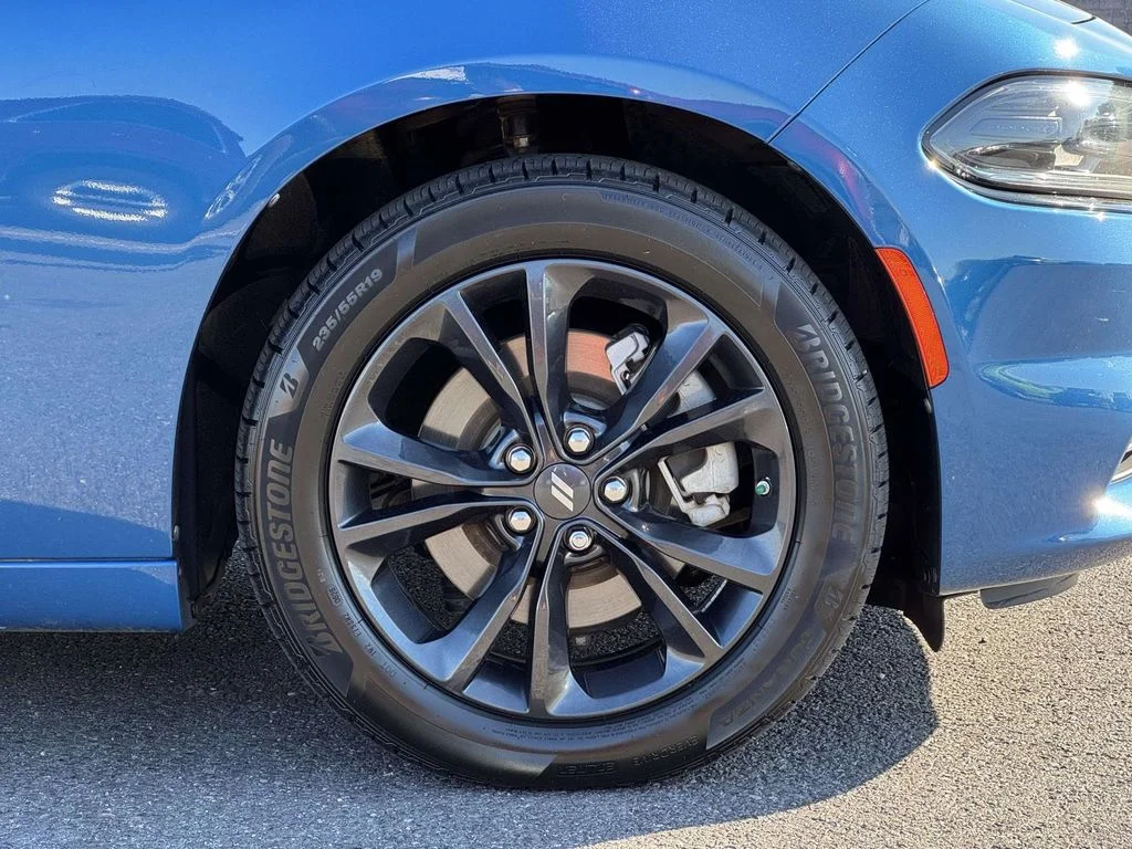 Used 2022  Dodge SXT image 12