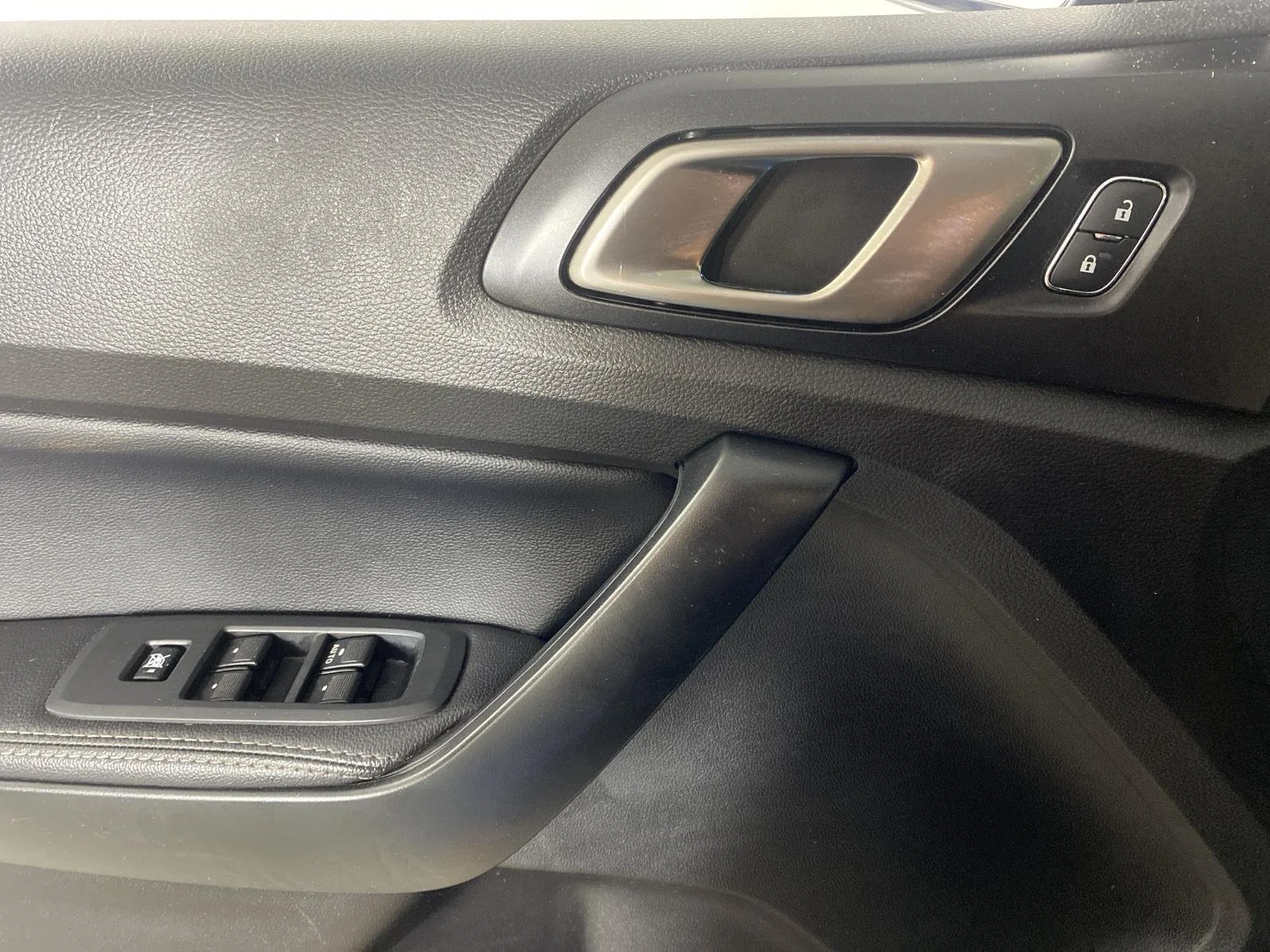 Used 2021 Shadow Black Ford LARIAT image 15