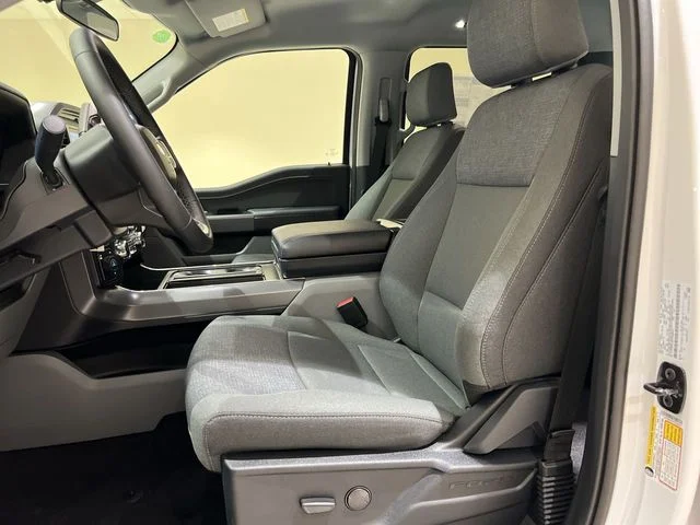 New 2026 White Ford XLT image 16