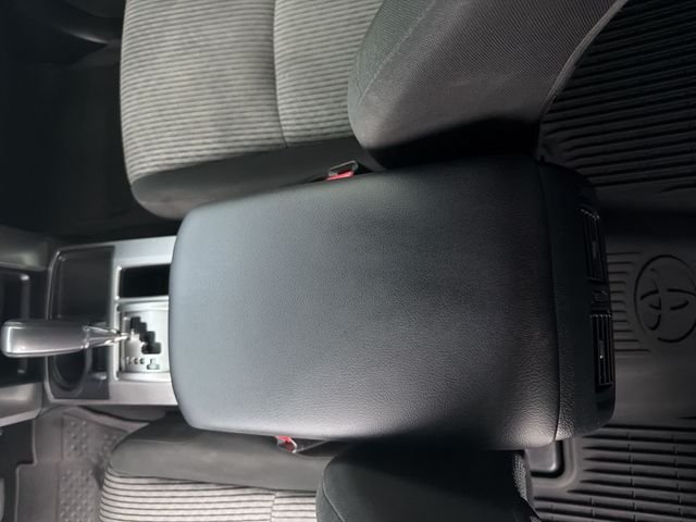 Used 2022 Silver Toyota SR5 image 25
