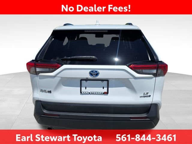 Used 2021 White Toyota LE image 7