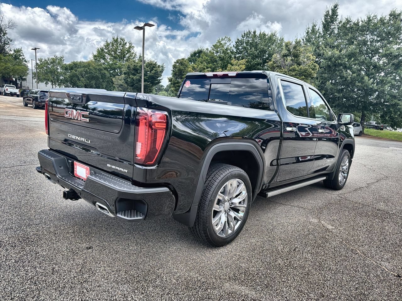 2026 GMC Sierra 1500 Denali - Photo 8